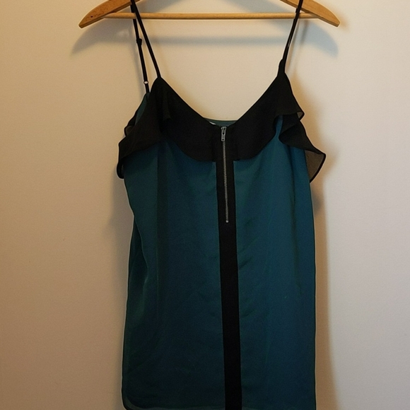 Halogen S Camisole Style Adjustable Straps Top - Picture 2 of 7